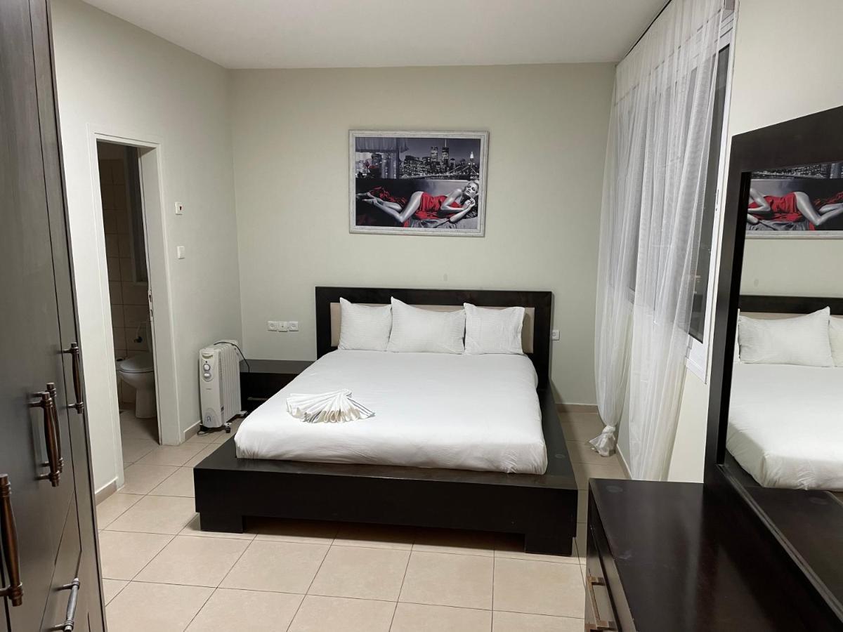 Isralux Apartments 바트얌 외부 사진