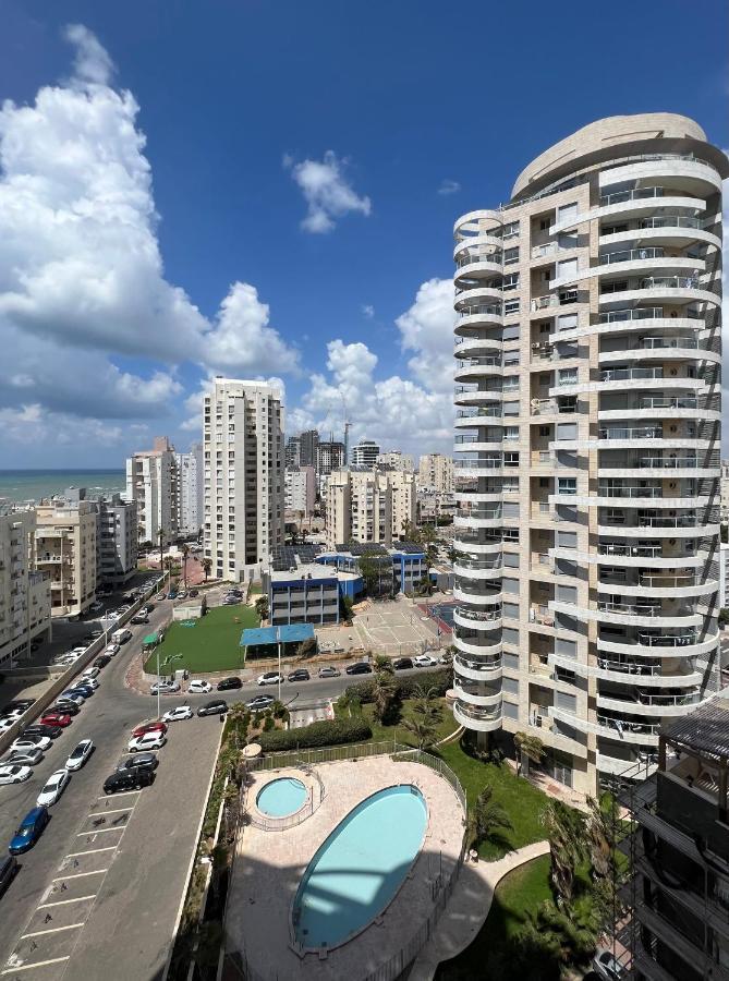 Isralux Apartments 바트얌 외부 사진